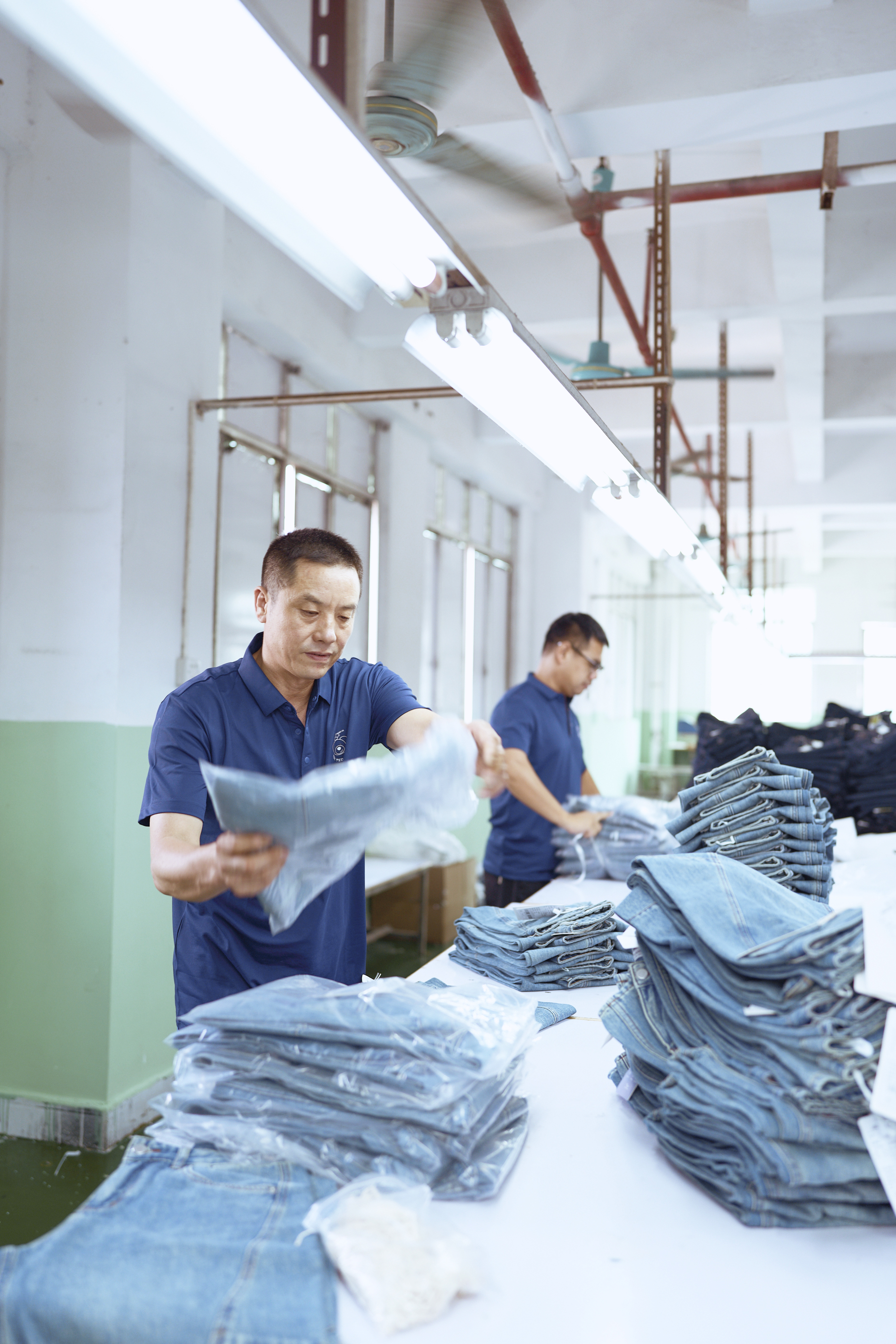 生產(chǎn)車(chē)間